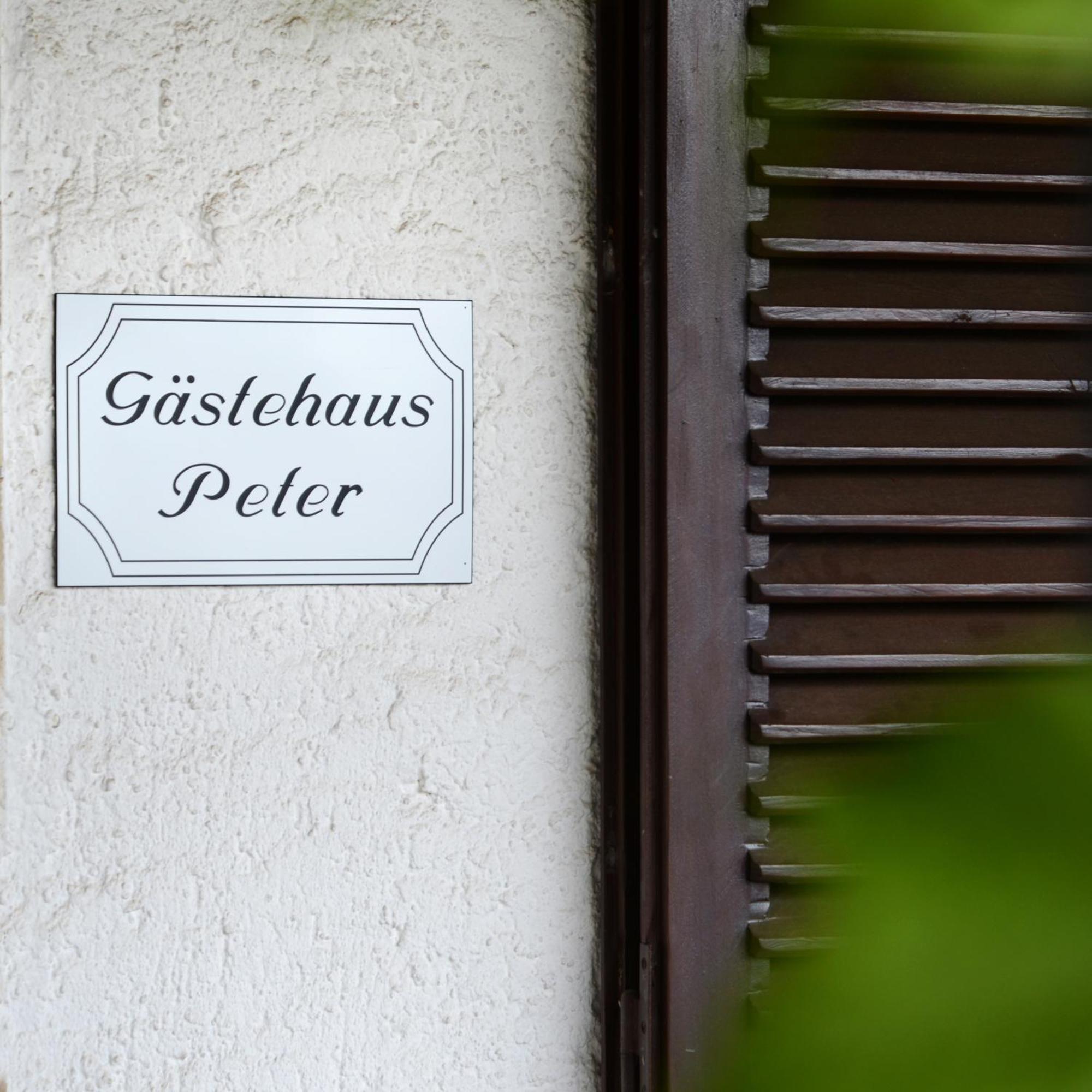 Gaestehaus Peter Mettlach Dış mekan fotoğraf